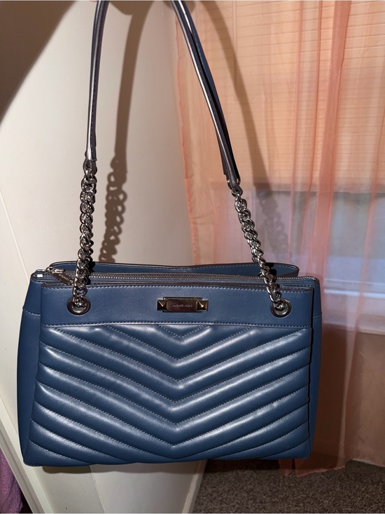 Michael Kors Handbags - Michael Kors Navy Quilted Shoulder Bag with Chain Straps